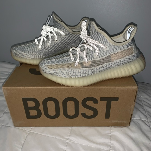 Yeezy boost 350 V2 Lundma - Picture 2 of 3